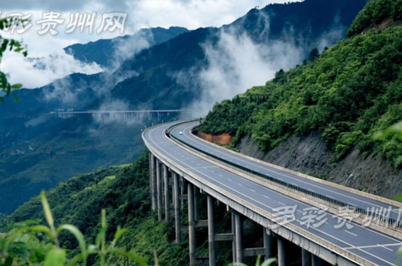 厦蓉高速公路贵州境水口至都匀段